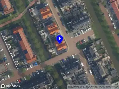 Ambulance met grote spoed naar de Vlietlaan in Wateringen