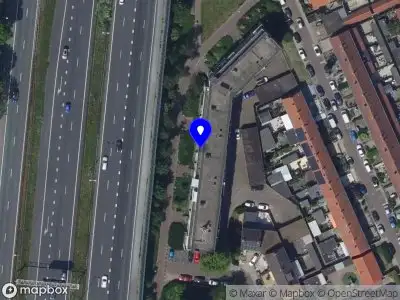 Ambulance met gepaste spoed naar de Diepenbrockweg in Dordrecht