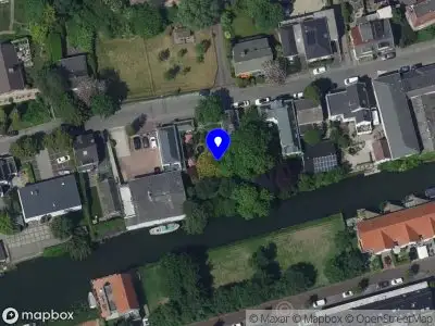 Ambulance met grote spoed naar de Buitendams in Hardinxveld-Giessendam