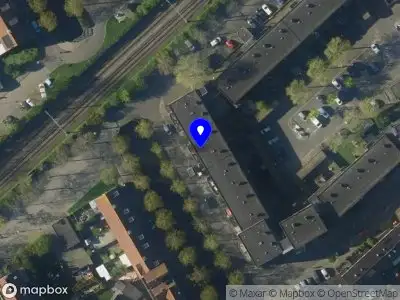 Ambulance met grote spoed naar de Marquettegracht in Hoorn