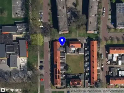 Brandweer met gepaste spoed naar de Rembrandtlaan in Hoogezand