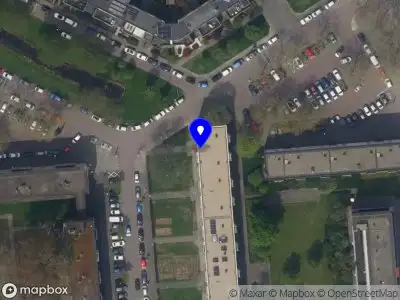 Ambulance met gepaste spoed naar de Heymansstraat in Rotterdam