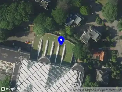 Brandweer met gepaste spoed naar de Steijnlaan in Hilversum vanwege een liftopsluiting