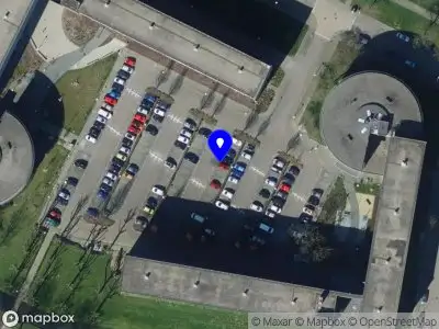 112 melding Ambulance met grote spoed naar de Banckertplein in Hendrik-Ido-Ambacht