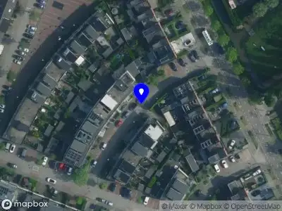 Ambulance met grote spoed naar de Lepelaar in Ouderkerk aan de Amstel