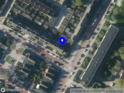 Ambulance met grote spoed naar de Johannes van Horstoklaan in Alkmaar