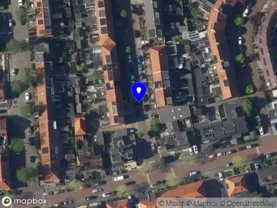Ambulance met grote spoed naar de Van Genderenstraat in Alphen aan den Rijn