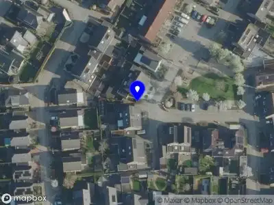Politie naar de Maas- en Waalweg in Druten vanwege aanrijding met letsel