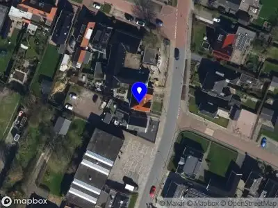 Brandweer met grote spoed naar de Quaestiusstrjitte in Dronryp vanwege gebouwbrand