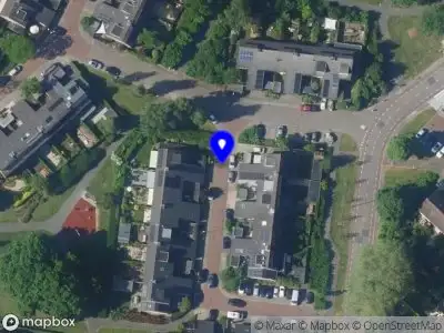 Brandweer met grote spoed naar de Mossenmeent in Hilversum vanwege afhijsen patient