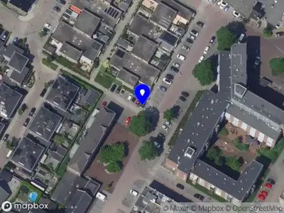 Ambulance met gepaste spoed naar de Schooldwarsstraat in Papendrecht