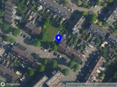 Ambulance met grote spoed naar de Van de Woestijneheem in Hillegom
