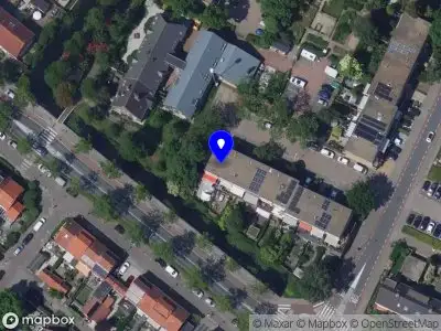 Ambulance met grote spoed naar de Staringstraat in Alblasserdam