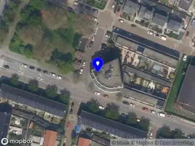 Ambulance naar de Madoerastraat in Vlaardingen