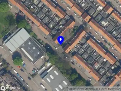 Ambulance met gepaste spoed naar de Klaas Katerstraat in Maassluis