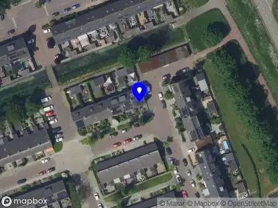 Ambulance met gepaste spoed naar de Van Oldenbarneveltlaan in Zwijndrecht