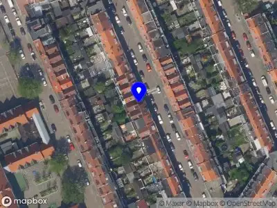 Ambulance met grote spoed naar de Heenvlietstraat in Rotterdam