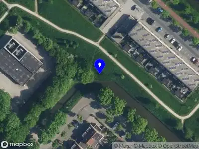 Brandweer met gepaste spoed naar de Athenelaan in Nieuw-Vennep vanwege een liftopsluiting