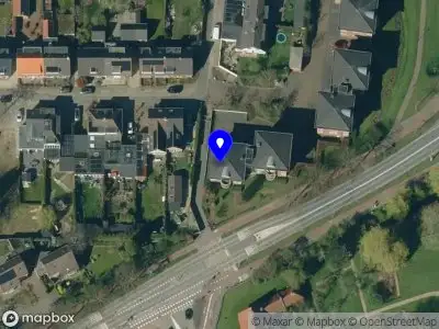 Brandweer met gepaste spoed naar de Warmoeshof in Bemmel