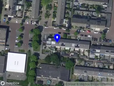 Ambulance met grote spoed naar de Noorderkroonstraat in Dordrecht