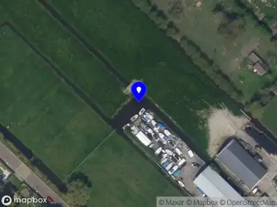 Brandweer met grote spoed naar de Ringdijk in Ter Aar vanwege gebouwbrand