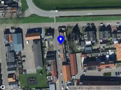 Ambulance met grote spoed naar de Beneden Oostdijk in Den Bommel