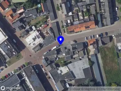 Brandweer en politie met grote spoed naar de Flemingstraat in Hoogerheide vanwege waarnemen gaslucht