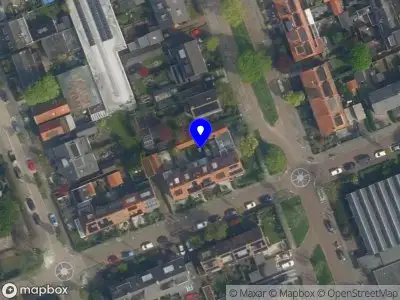 Ambulance met grote spoed naar de Oostlaan in Pijnacker