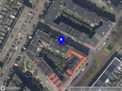 Ambulance met grote spoed naar de Heer Nicolaesstraat in Rotterdam