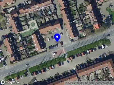 Ambulance met grote spoed naar de Lepelaarhoek in Spijkenisse