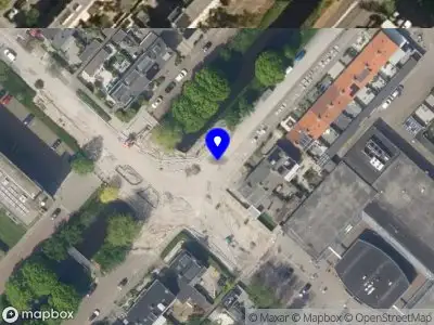 Ambulance met grote spoed naar de Hoofdweg in Mijdrecht