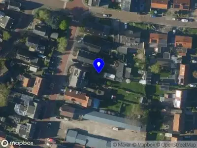 Brandweer met grote spoed naar de Raadhuisstraat in Oudorp vanwege waarnemen gaslucht