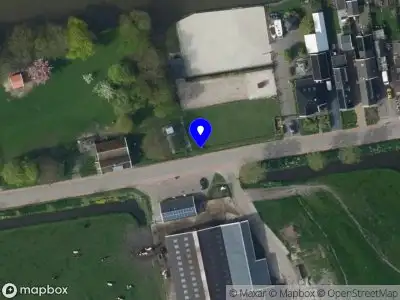 Ambulance met grote spoed naar de Grosthuizen in Avenhorn