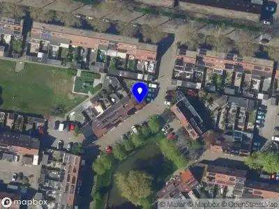 Brandweer met gepaste spoed naar de Postduivenveld in Zoetermeer
