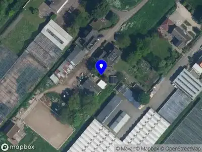 Ambulance en brandweer met grote spoed naar de Bovenpolderweg in Halfweg