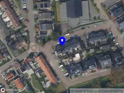 Ambulance met gepaste spoed naar de Dirk III straat in Nieuw-Lekkerland