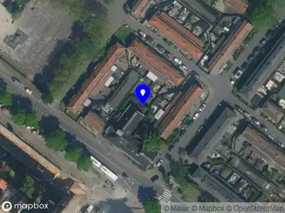 Ambulance met gepaste spoed naar de Uranusstraat in Amsterdam