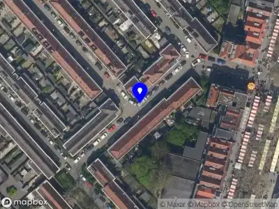 Ambulance met gepaste spoed naar de Korte Heinlantstraat in Rotterdam