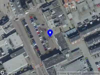 112 melding Brandweer met grote spoed naar de Bolkenplein in Veghel vanwege voertuigbrand