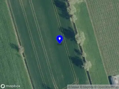 112 melding Brandweer met grote spoed naar de Hoenzadrielsedijk in Hoenzadriel vanwege voertuigbrand