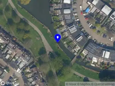 Ambulance naar de Dr. Albert Schweitzerdreef in Maassluis