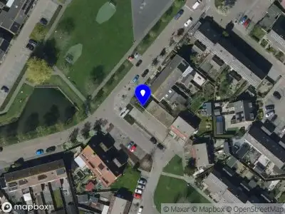 Ambulance met grote spoed naar de Plutolaan in Oude-Tonge