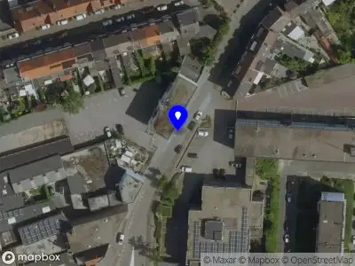 Brandweer met grote spoed naar de Gringelstraat in Heerlen vanwege voertuigbrand