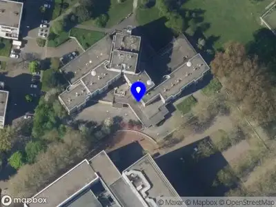 Politie met grote spoed naar de Amstelhof in Leidschendam vanwege ongeval met letsel