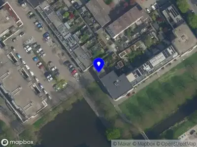 Ambulance met grote spoed naar de Litouwen in Delft