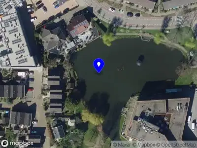 Brandweer met gepaste spoed naar de De Heuvel in Poortugaal