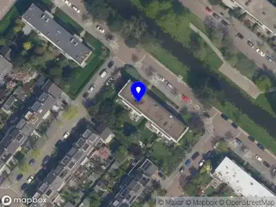 Ambulance met gepaste spoed naar de Van Beethovensingel in Rotterdam