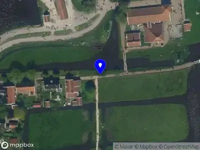 112 melding Brandweer met grote spoed naar de Zeilenmakerspad in Zaandam vanwege reanimatie