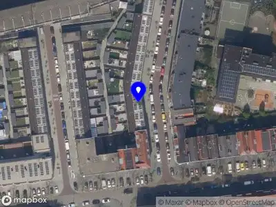 Ambulance met grote spoed naar de Putsestraat in Rotterdam