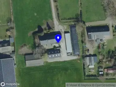 Brandweer met grote spoed naar de Achterst Ven in Veghel vanwege een buitenbrand